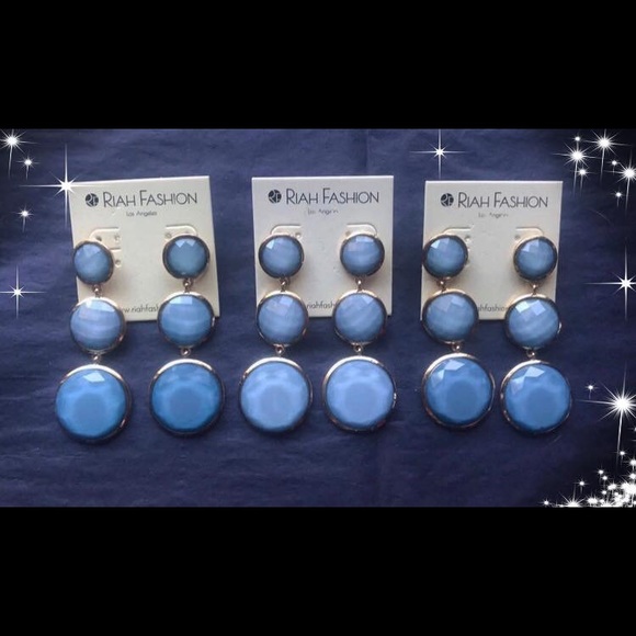 💙Blue Drop Earrings💙 - Picture 1 of 1